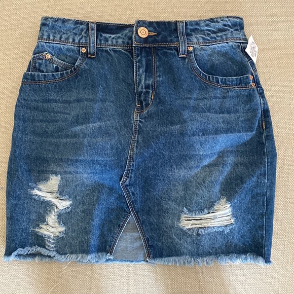 YMI Mini Skirt High Waist Small Distressed Denim Mini Skirt Frayed Hem P… - Picture 2 of 7